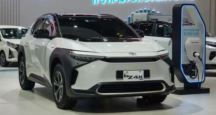 Mobil Listrik Terbaik: Jarak Tempuh, Teknologi Baterai, dan Harga yang Terjangkau