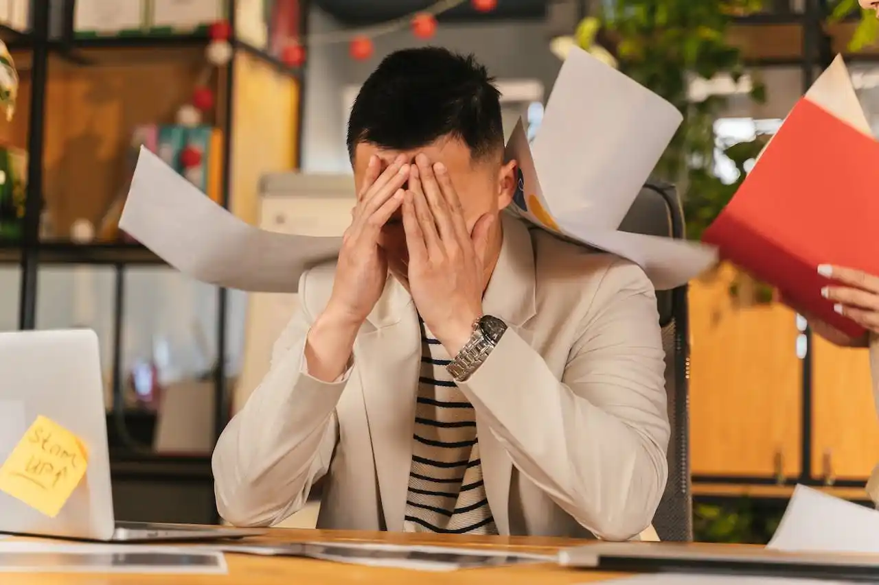 Tanda Awal Burnout dan Cara Mengatasinya di Tahun 2025